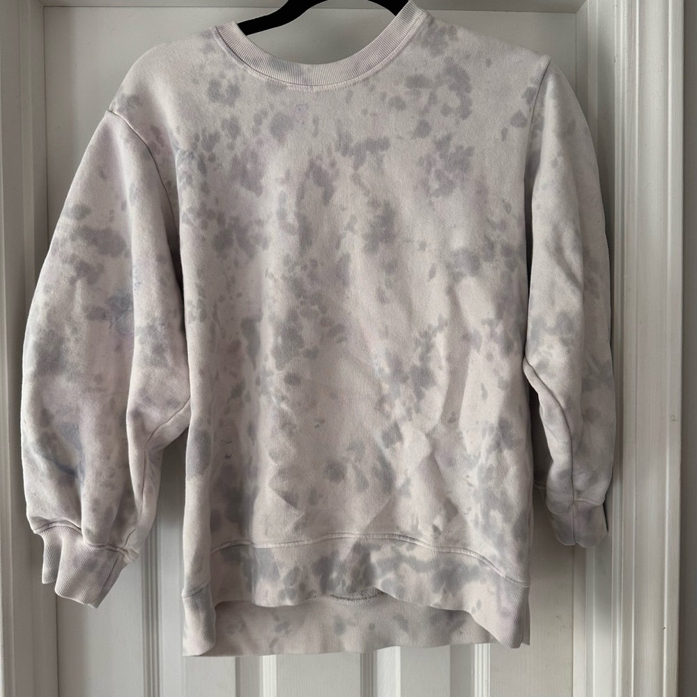 Agolde cropped tie-dye sweatshirt with balloon sleeves.